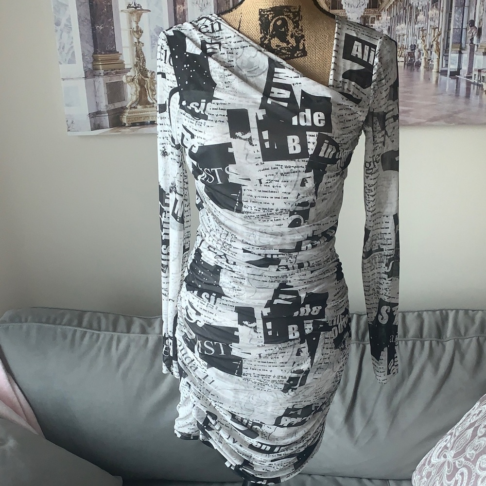 Zara Monochrome Text Print Long Sleeve Dress